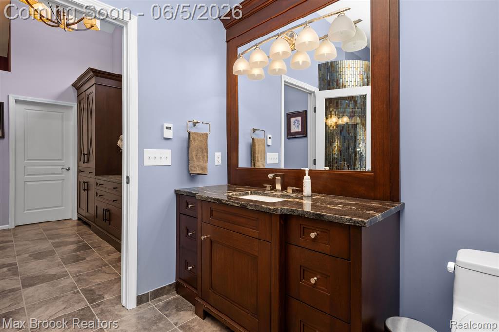 6294 Lindsay Court, West Bloomfield, MI 48324 — Photo 45