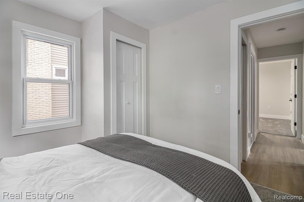 927 N LAFAYETTE Avenue, Royal Oak, MI 48067 — Photo 21