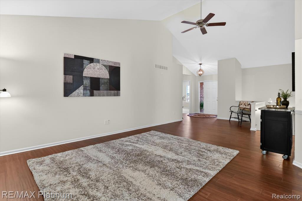 540 Snowfall Court, Howell, MI 48843 — Photo 4