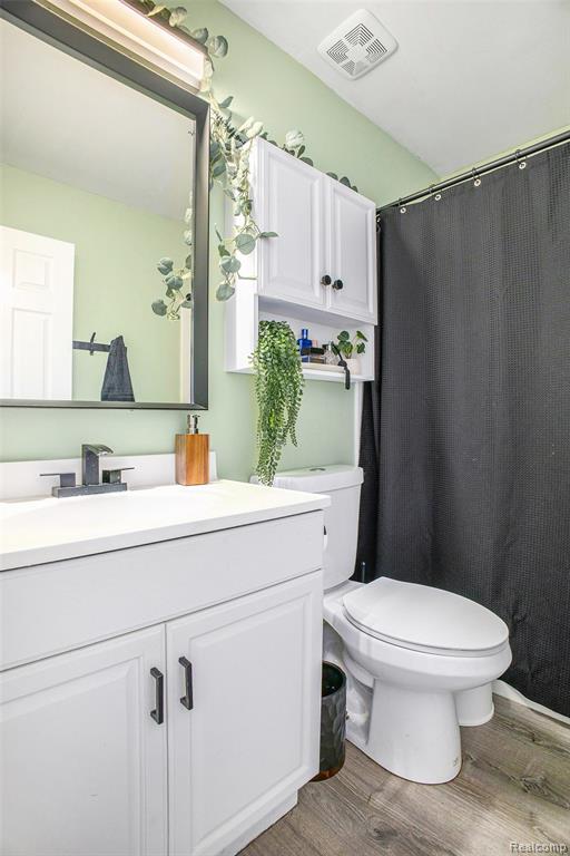 664 E HIGHLAND Road, Howell, MI 48843 — Photo 11
