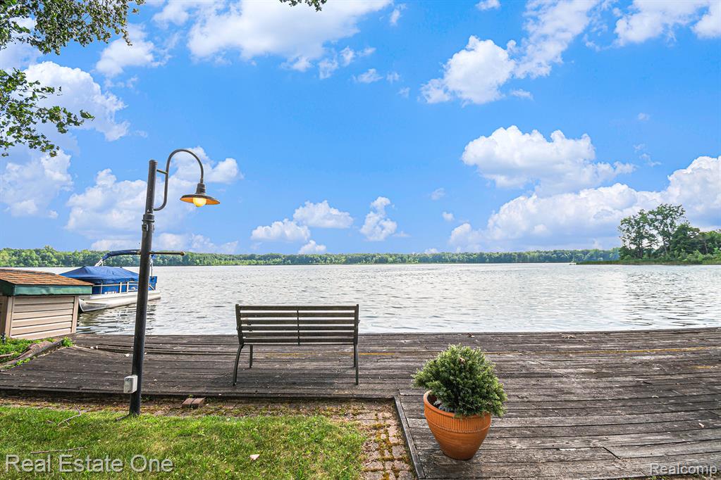 634 Dorbert Drive, Munith, MI 49259 — Photo 19