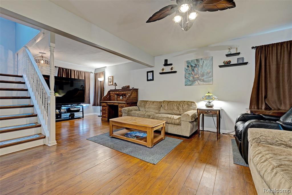8152 S STATE Road, Goodrich Vlg, MI — Photo 5