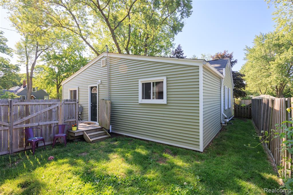 4124 Catalpa Drive, Berkley, MI 48072 — Photo 32