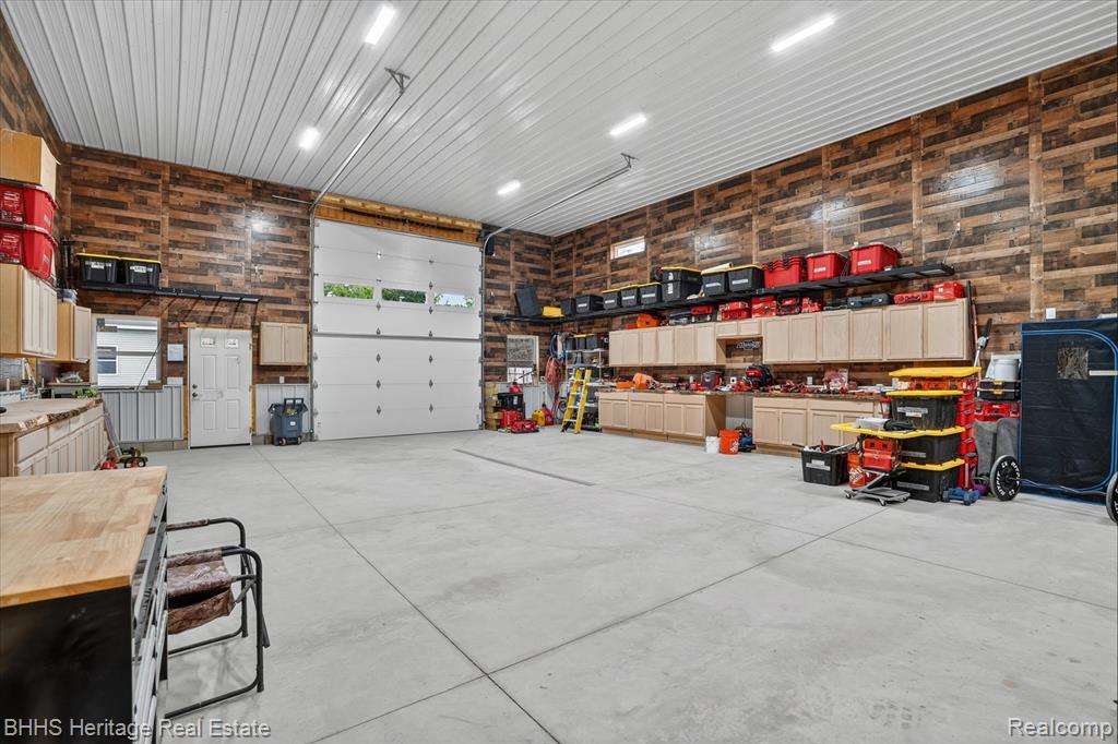 5835 Warner Road, Fowlerville, MI 48836 — Photo 36