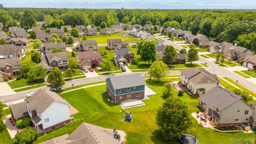 23594 Crescent Ridge Drive, New Boston, MI 48164 — Photo 45