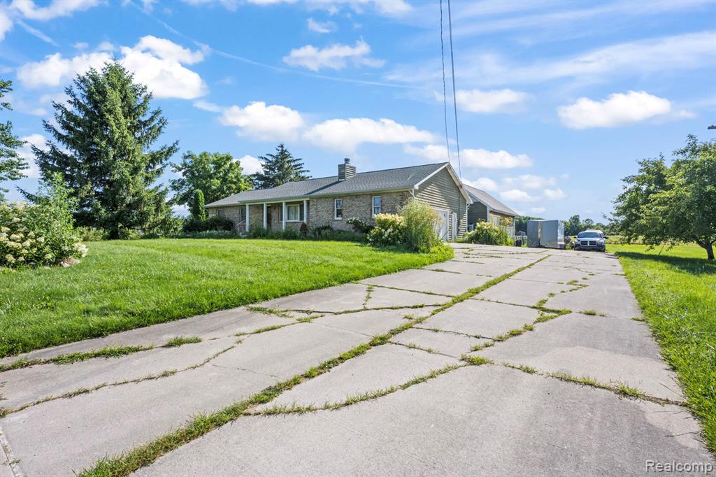 5466 Webster Road, Flint, MI 48504 — Photo 3