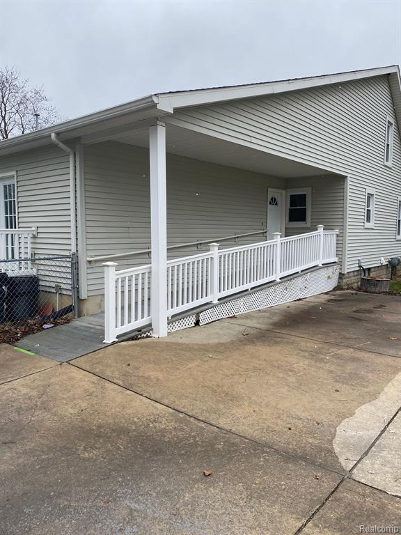 5470 POTTER Road, Burton, MI 48509 — Photo 46