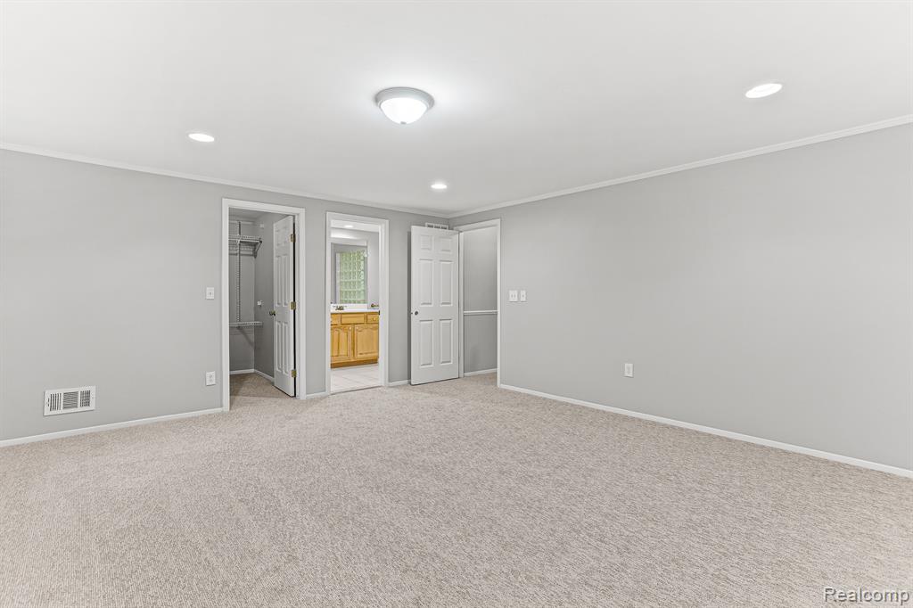 43300 OAKBROOK Court, Canton, MI 48187 — Photo 22