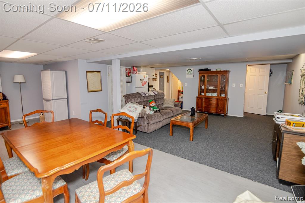 45630 White Oak Drive, Utica, MI 48315 — Photo 22