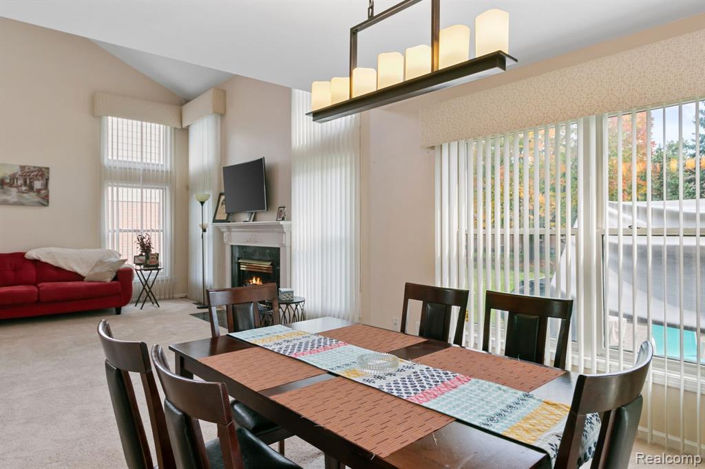 43552 INGLENOOK CT, Sterling Heights, MI 48314 — Photo 12
