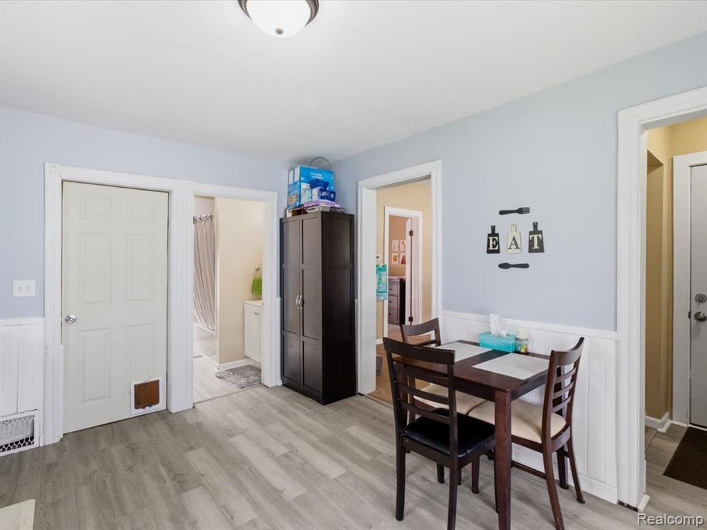 2506 Division Street, Port Huron, MI 48060 — Photo 11