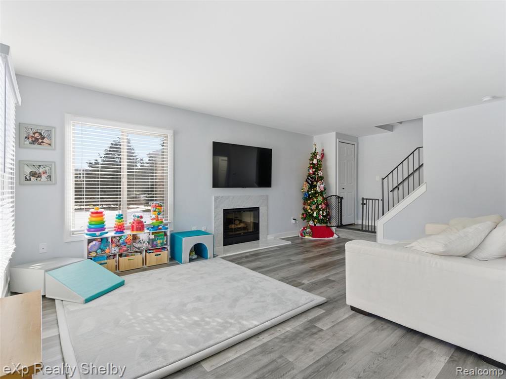 44430 Virginia Court, Clinton Twp, MI 48038 — Photo 4