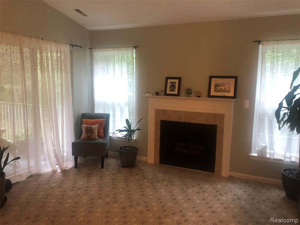 56567 Scotland Boulevard, Utica, MI 48316 — Photo 7