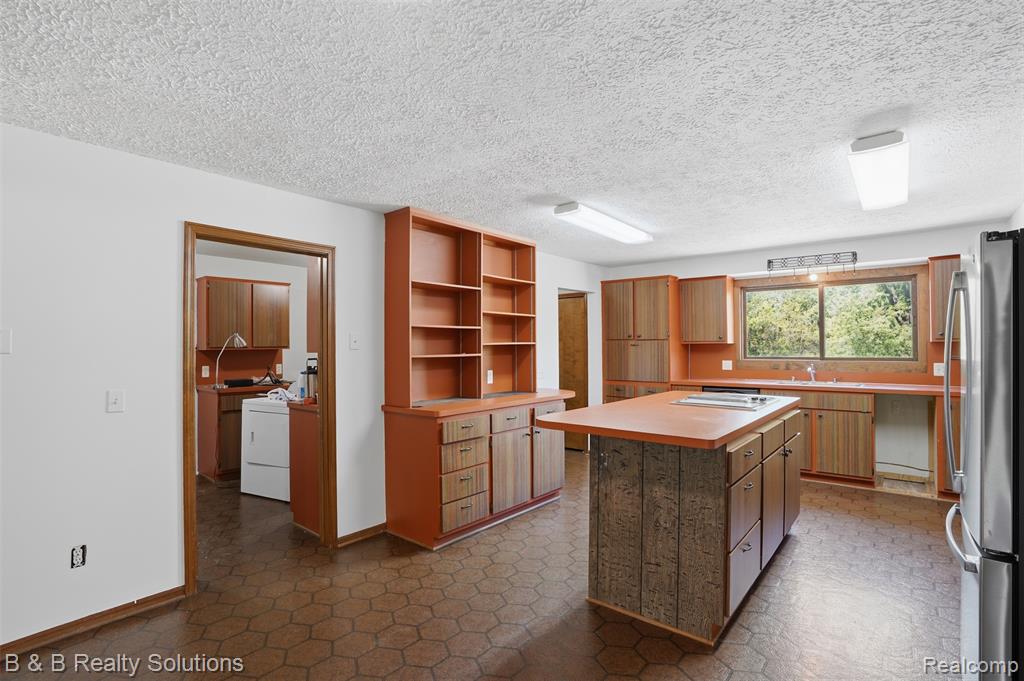 780 N Van Dyke Road, Almont, MI 48003 — Photo 13