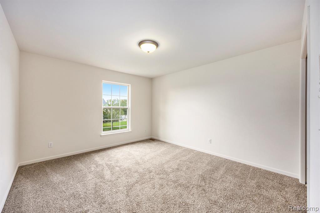 49620 Dunhill Drive, Macomb, MI 48044 — Photo 23