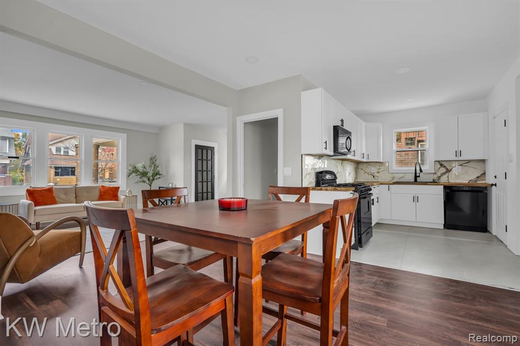 2677 Collingwood Street, Detroit, MI 48206 — Photo 13
