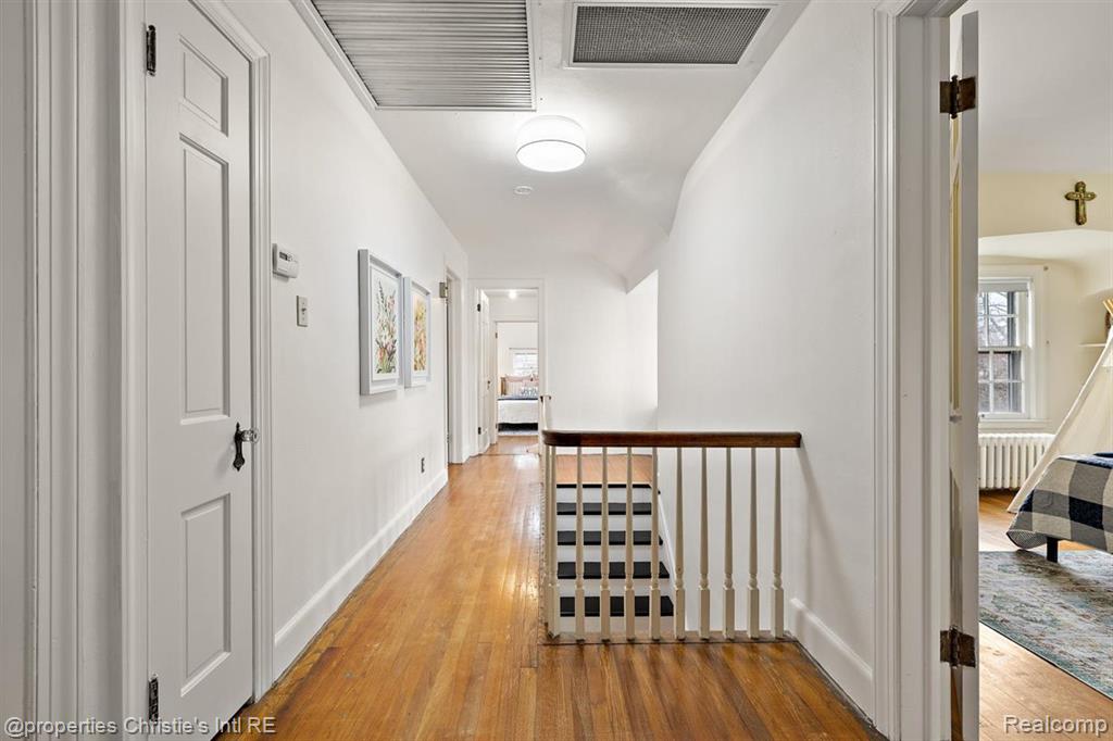 285 McMillan Road, Grosse Pointe Farms, MI 48236 — Photo 16