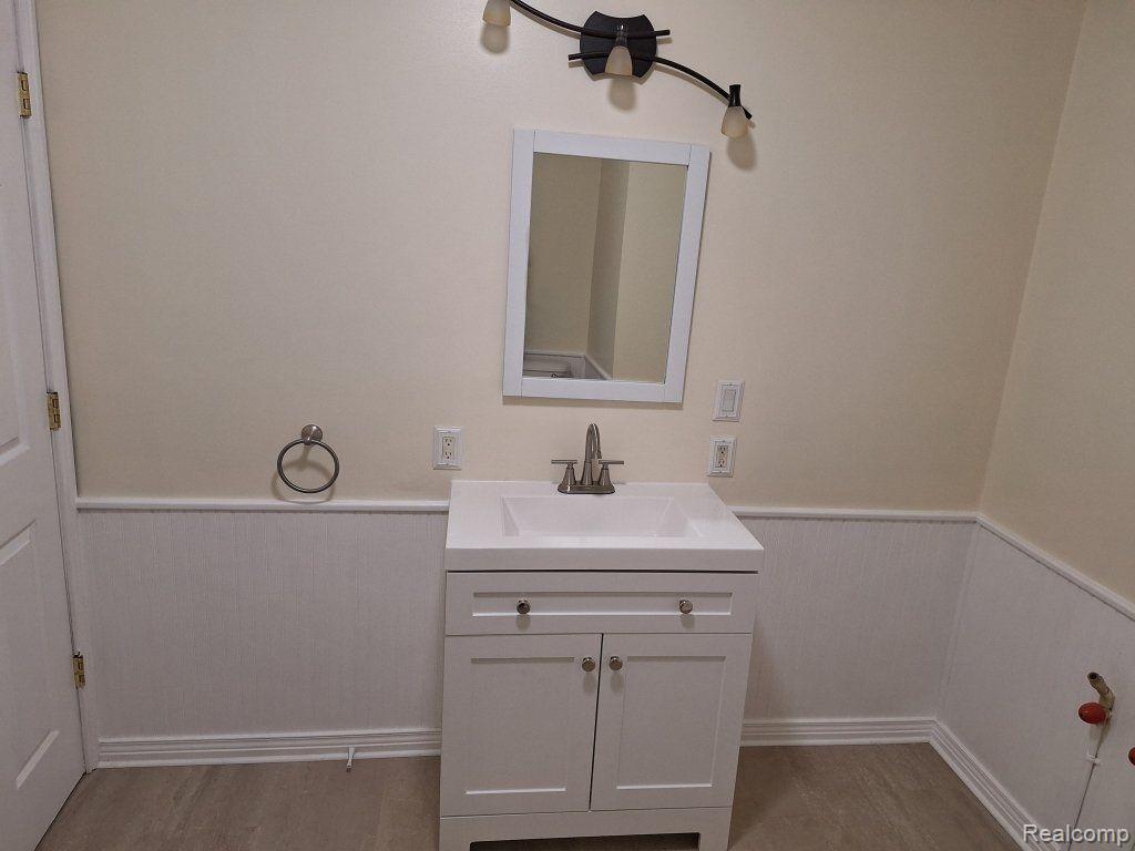 4026 S TOWERLINE Road, Bridgeport, MI 48722 — Photo 12