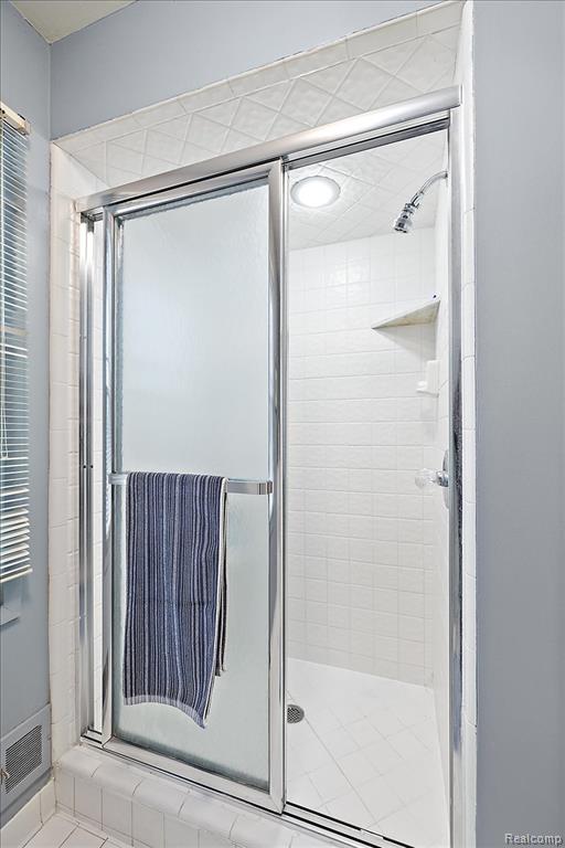 4539 Middleton Court, West Bloomfield, MI, 48323