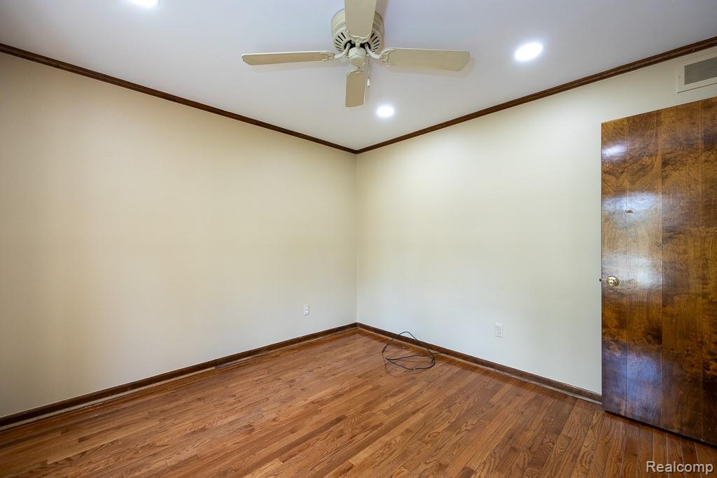 6275 Fairbrook Court, West Bloomfield, MI — Photo 34