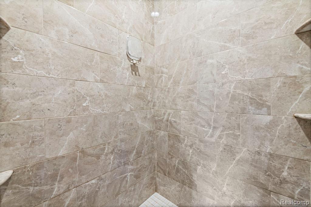 751 Nelson William Drive, Brandon, MI 48462 — Photo 27