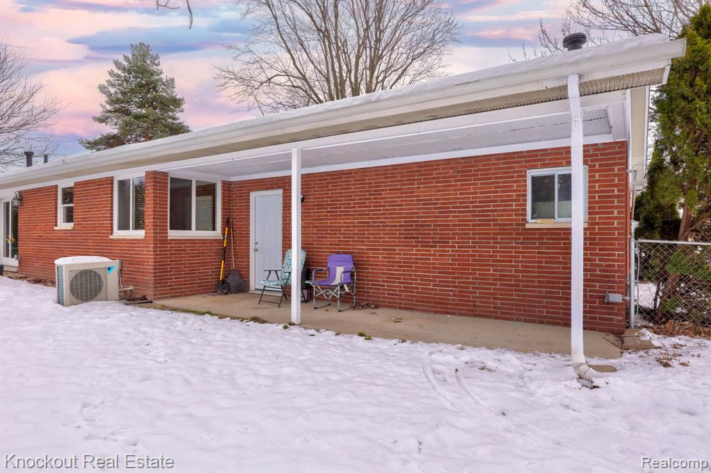 1914 Schust Road, Saginaw, MI 48604 — Photo 37