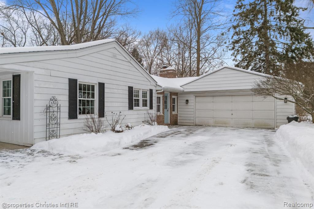 7145 Henry Drive, West Bloomfield, MI 48324 — Photo 36