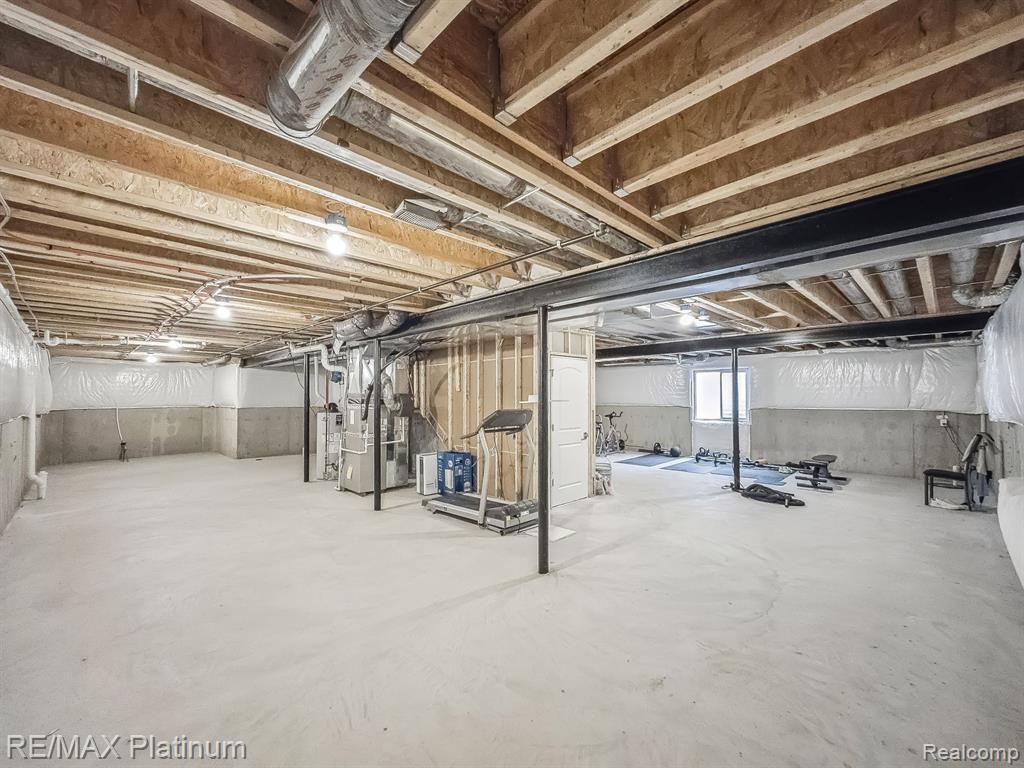 8194 ALYSSA Drive, Brighton, MI 48116 — Photo 34