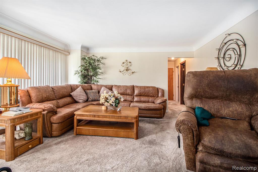 9137 San Jose, MI 48239 — Photo 5