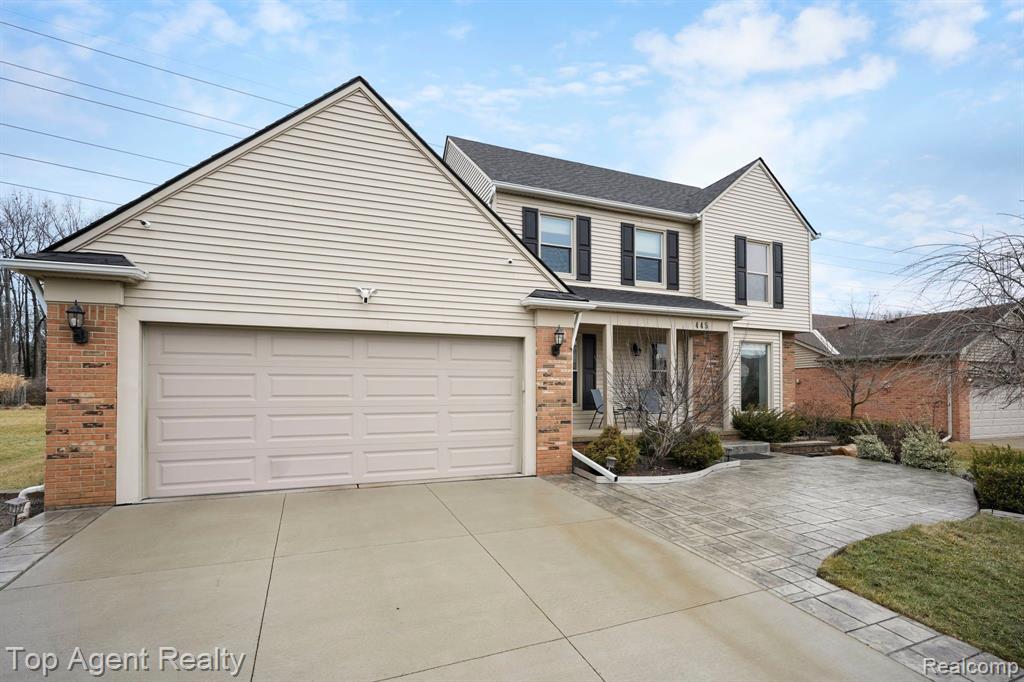 445 LEXINGTON Drive, Rochester Hills, MI 48307 — Photo 2