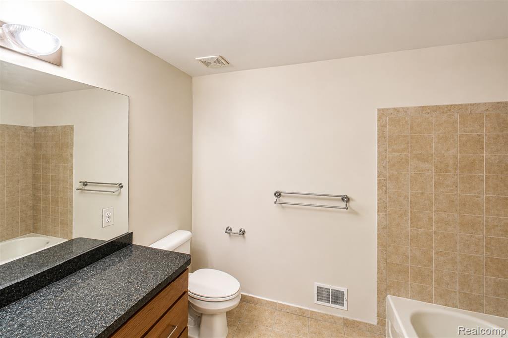 41544 Oconnor Lane, Novi, MI 48377 — Photo 7