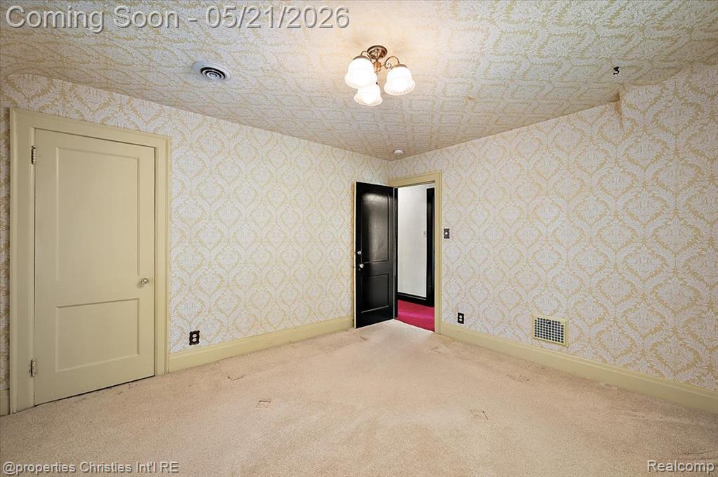 9820 Ingram Street, Livonia, MI 48150 — Photo 32