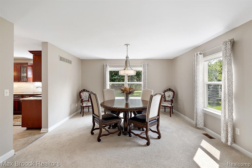 4536 SEDONA Drive, Clarkston, MI 48348 — Photo 7