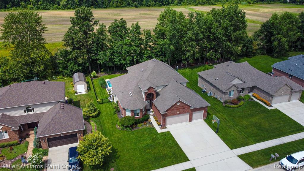 51405 CAROLINE Drive, Chesterfield, MI 48047 — Photo 40