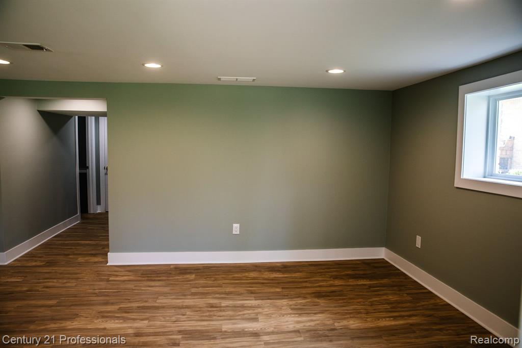 8130 Casa Mia Drive, White Lake, MI — Photo 38