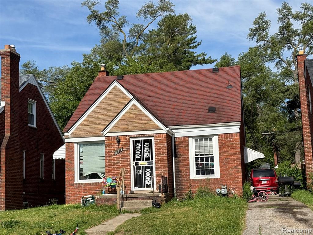 18915 Hamburg Street