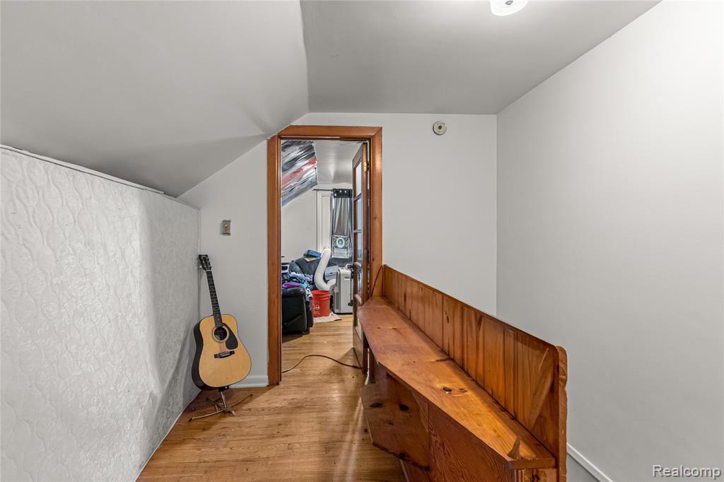 8174 Helen, Center Line, MI 48015 — Photo 14