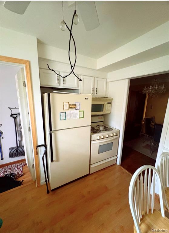 17619 Sprenger Avenue, Eastpointe, MI 48021 — Photo 4