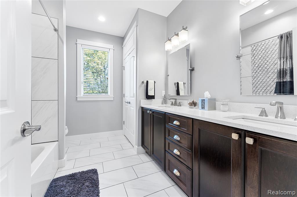 13498 Exeter Road, Carleton, MI 48117 — Photo 29