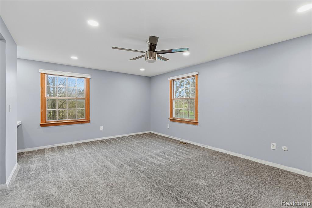 5119 Greenbriar Drive, West Bloomfield, MI 48323 — Photo 22