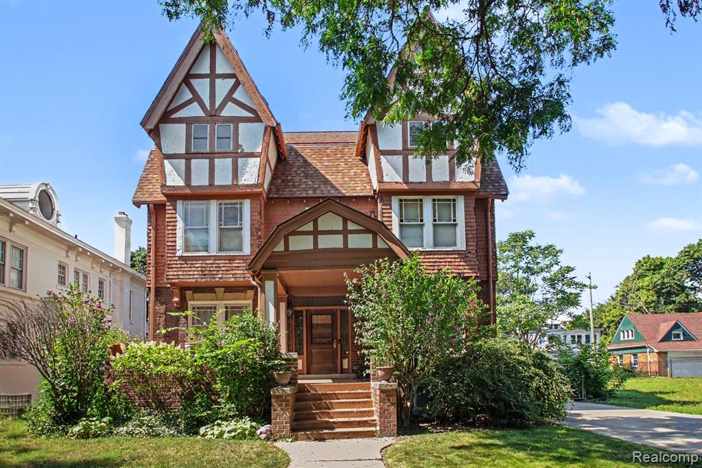 80 LONGFELLOW
