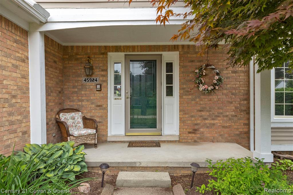 45924 Rockledge Drive, Plymouth, MI 48170 — Photo 4