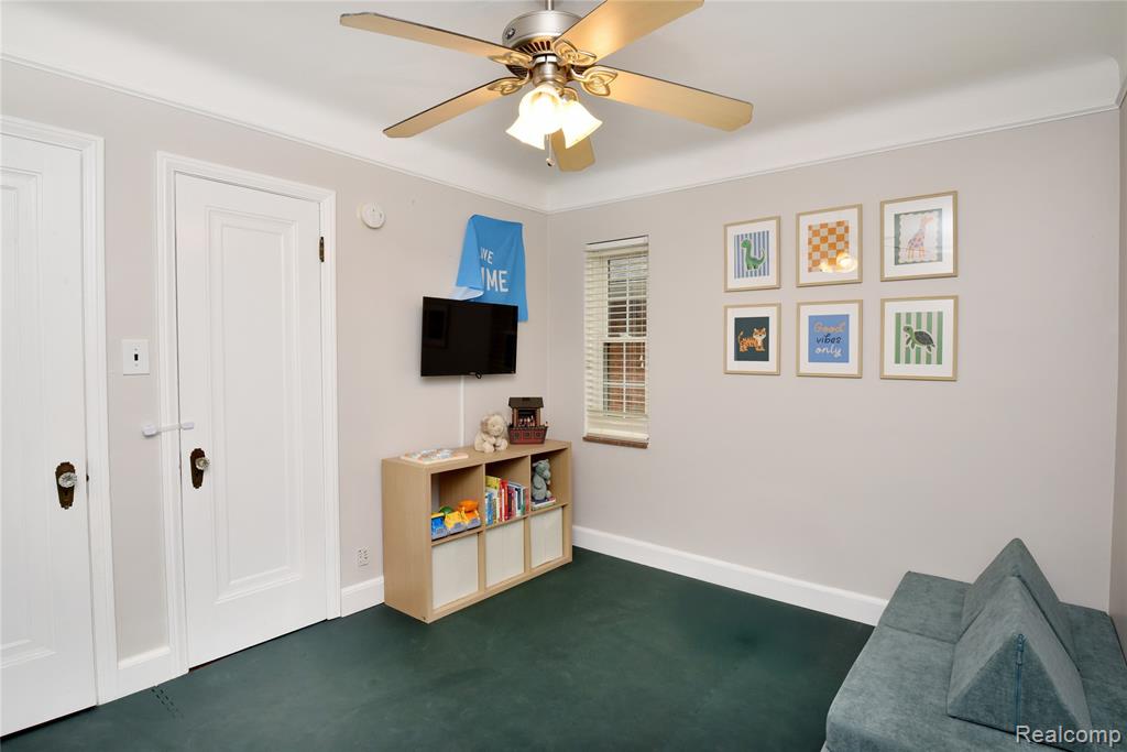 800 Maplegrove Avenue, Royal Oak, MI 48067 — Photo 21
