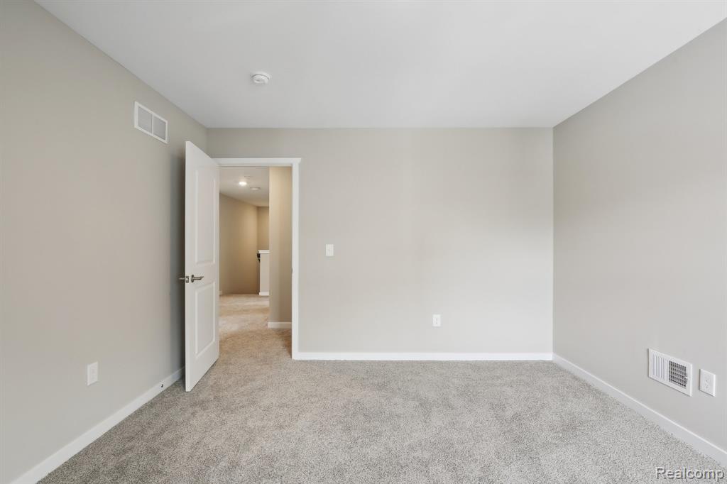 2085 Steelwood Drive, Howell, MI 48843 — Photo 12