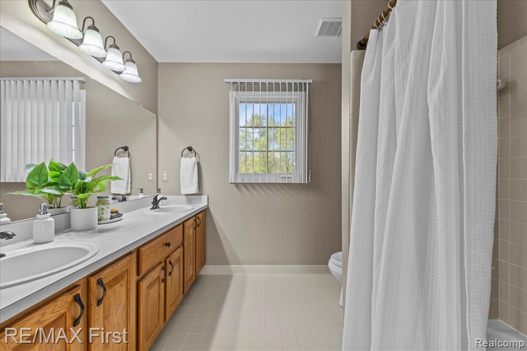 48241 Century Drive, Macomb, MI 48044 — Photo 41