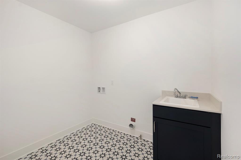 71608 Hidden River Drive, Armada, MI — Photo 46