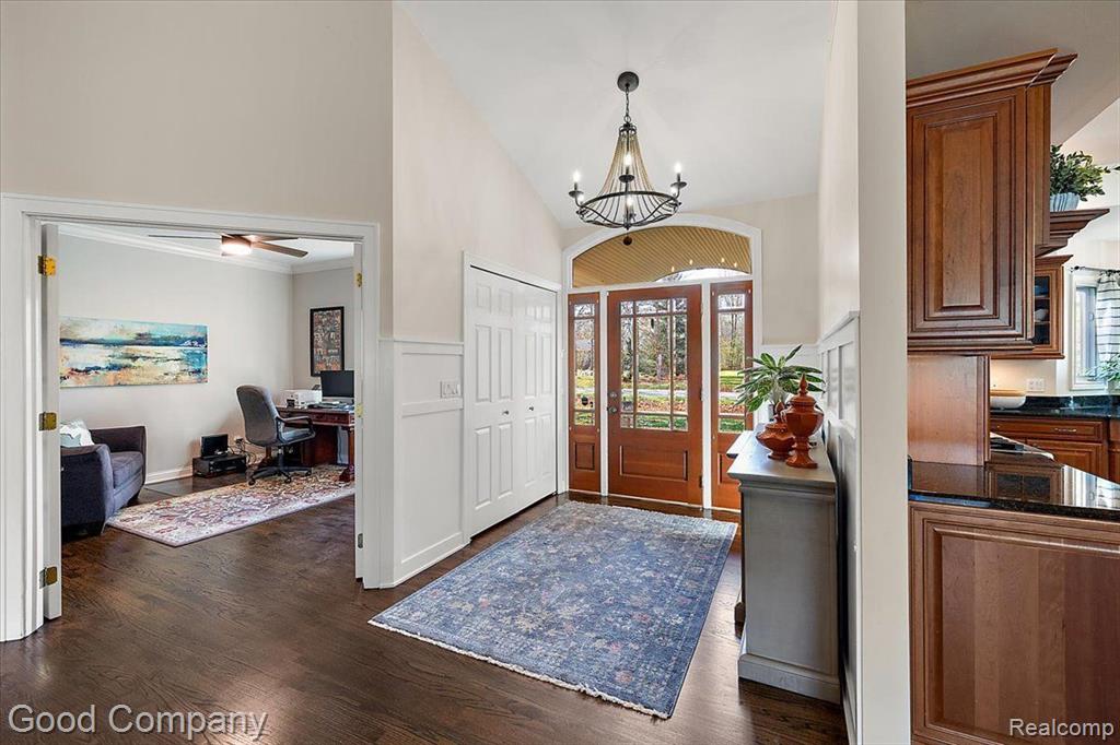 4671 BURNLEY Drive, Bloomfield Hills, MI 48304 — Photo 7