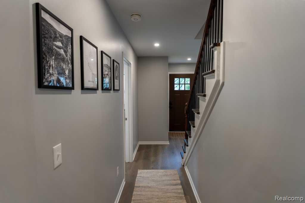 244 Gladwin Avenue, Commerce Twp, MI — Photo 4
