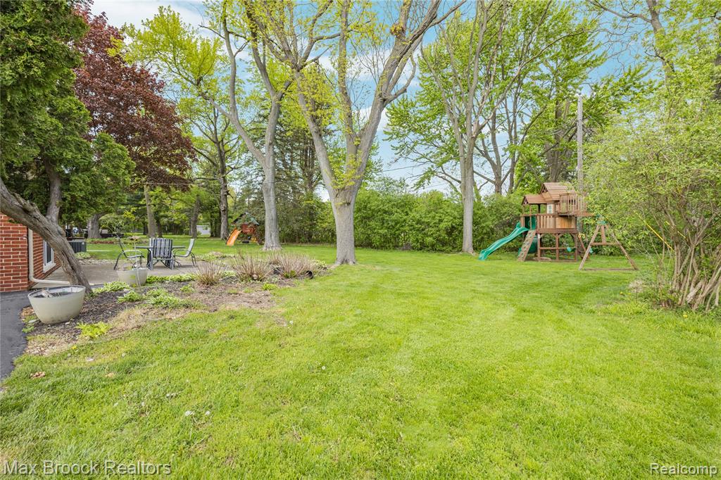 7011 Heather Heath, West Bloomfield, MI — Photo 54