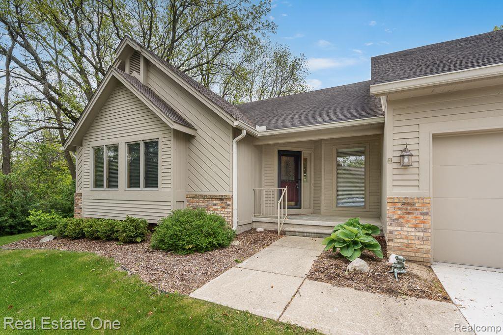 8187 Sawgrass Trail, Grand Blanc, MI 48439 — Photo 2